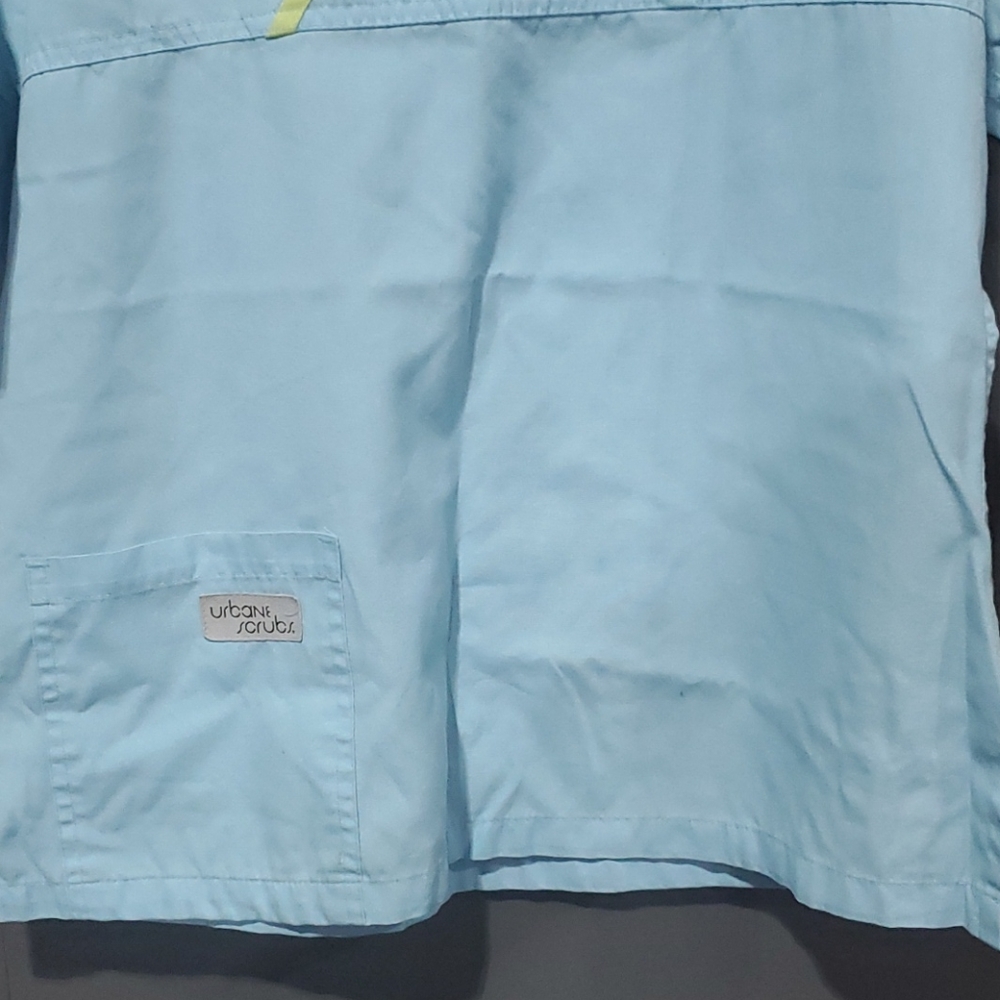 Scrub top - Picture 3 of 5